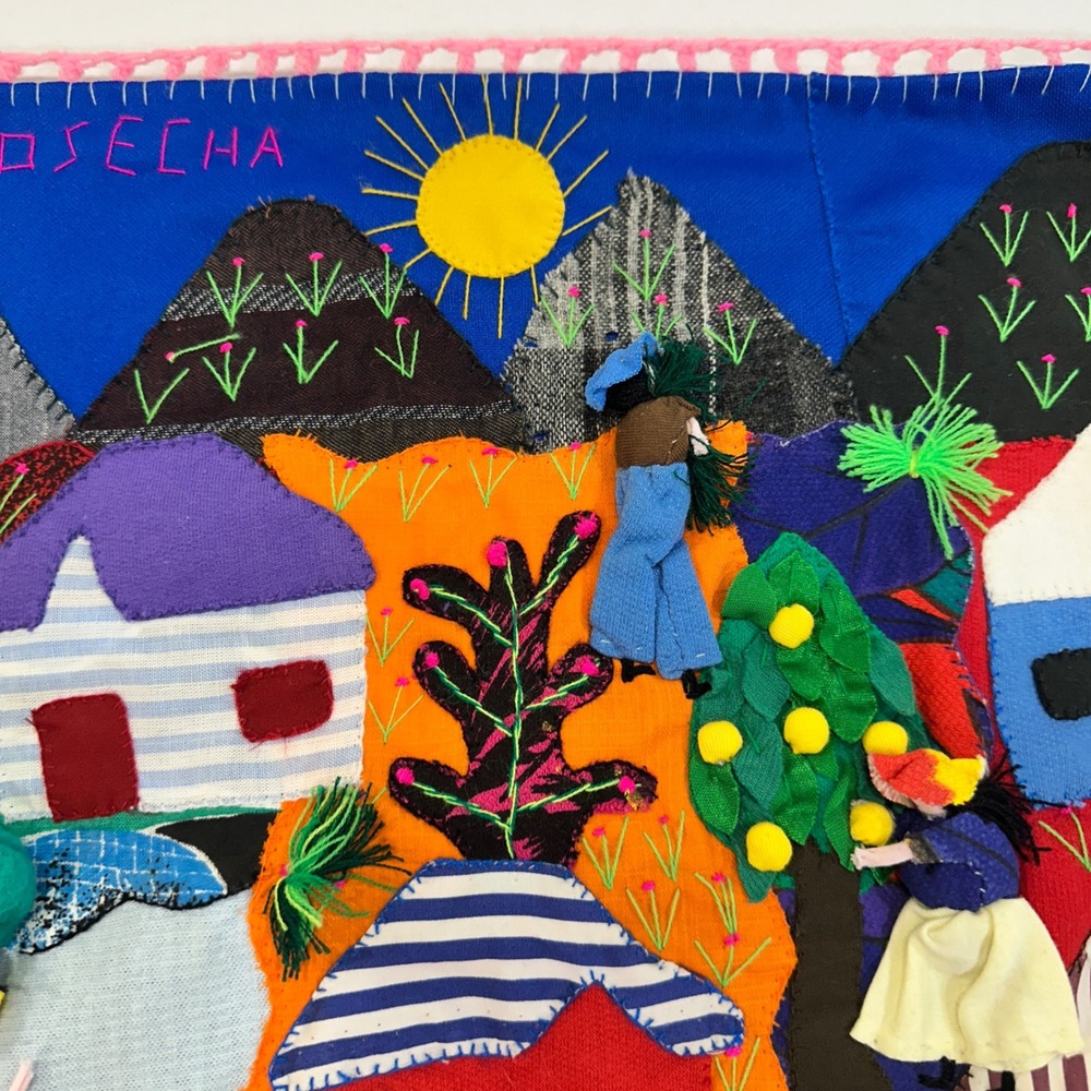 Vintage Peruvian Arpillera Cosecha Wall Hanging 20x20 Multicolor 3D Folk Art - Picture 5 of 11